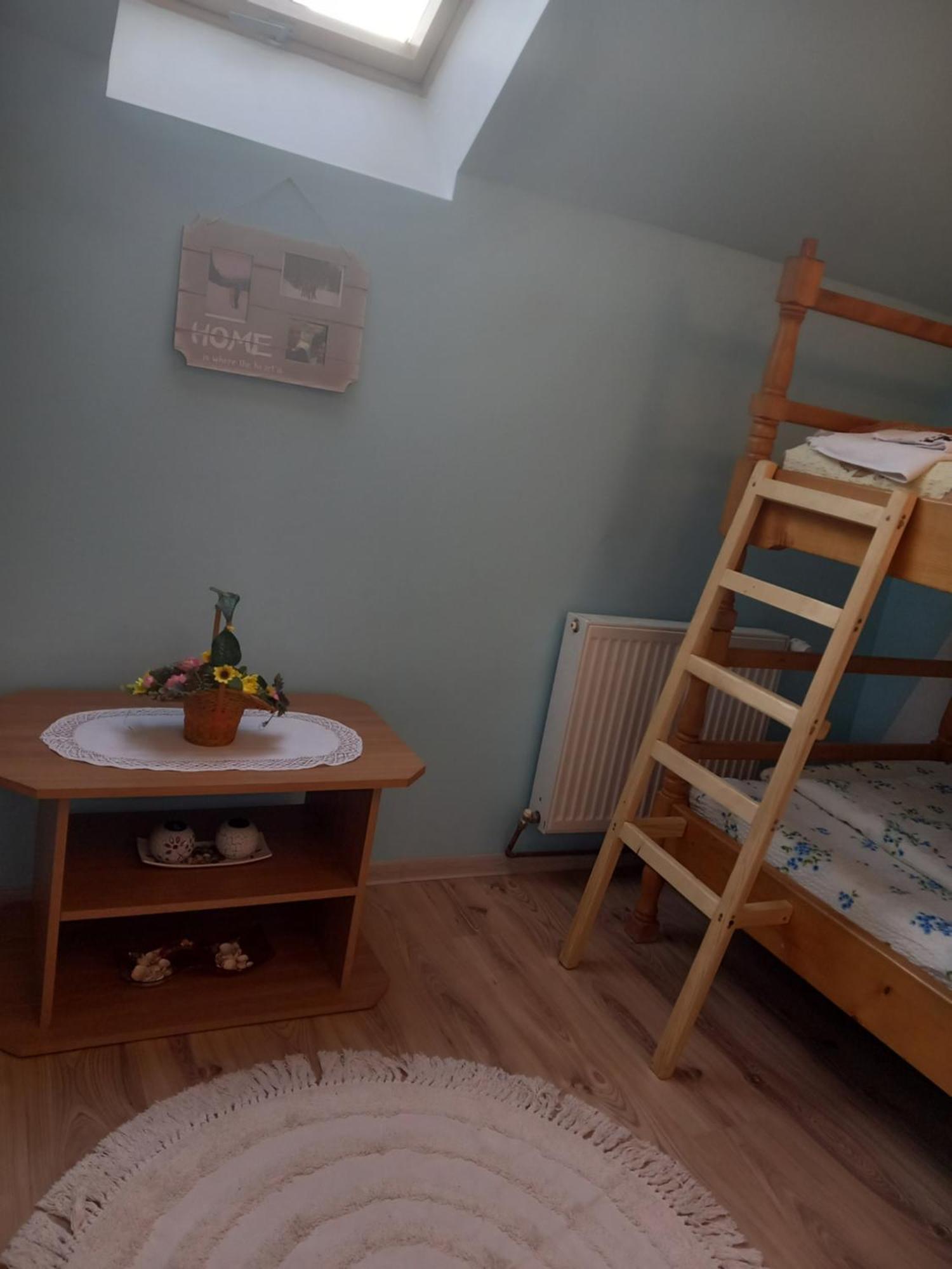 Edelweiss Ilinca Apartamento Zărneşti Exterior foto
